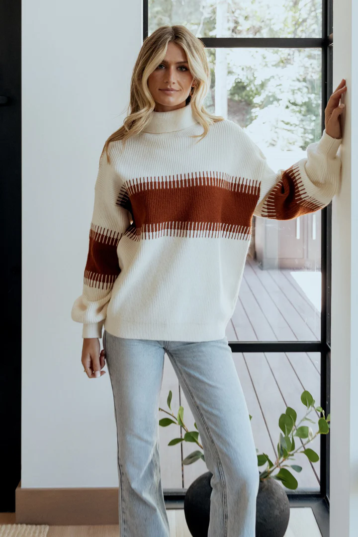 Modischer Rollkragenpullover mit Farbkontrast für Damen 2024 Winter neuer Stil individueller Designsinn Spleißen Pullover Pullover für Damen