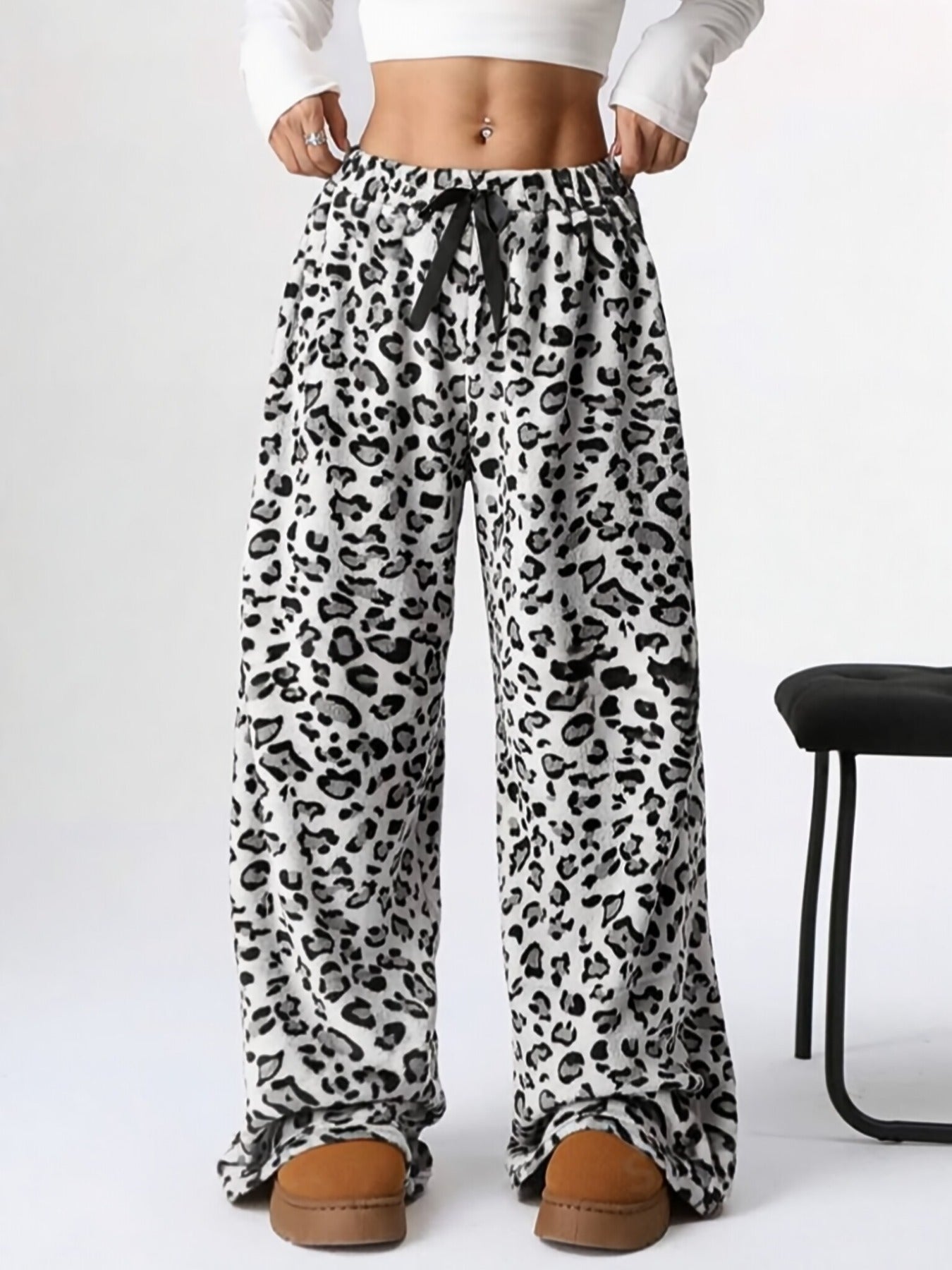 Women's Leopard Print Bow Decor Wide Leg Pants, Casual Comfy Trousers for Daily Wear, Ladies Bottoms for Fall & Winter - Seldom Seen Styles