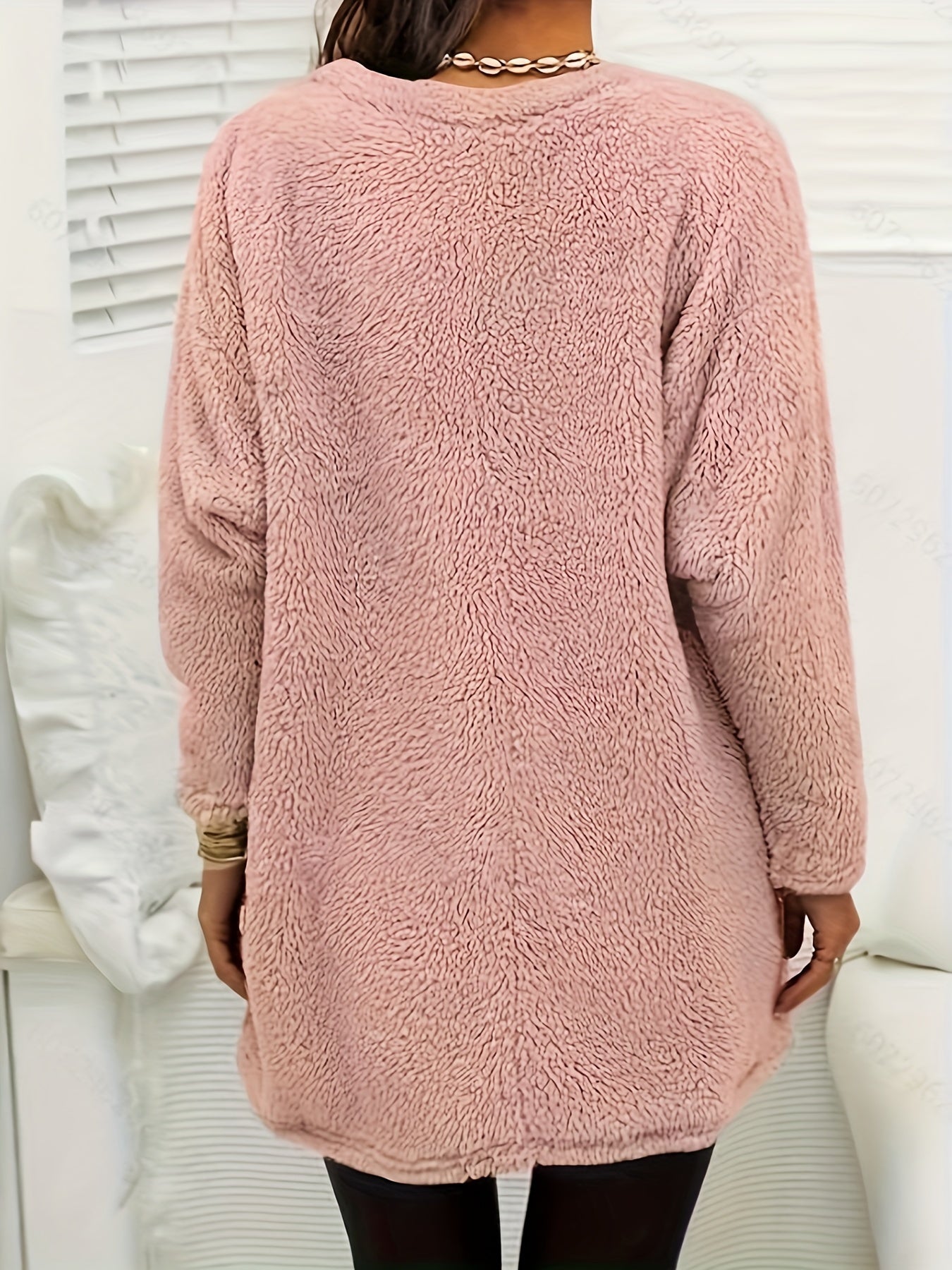 Gemütliches Fleece-Pullover-Sweatshirt mit kaltem Aufdruck – weicher, lässiger Langarm-Rundhalsausschnitt mit Taschen für Herbst und Winter – bequeme Damenkleidung für kühle Tage