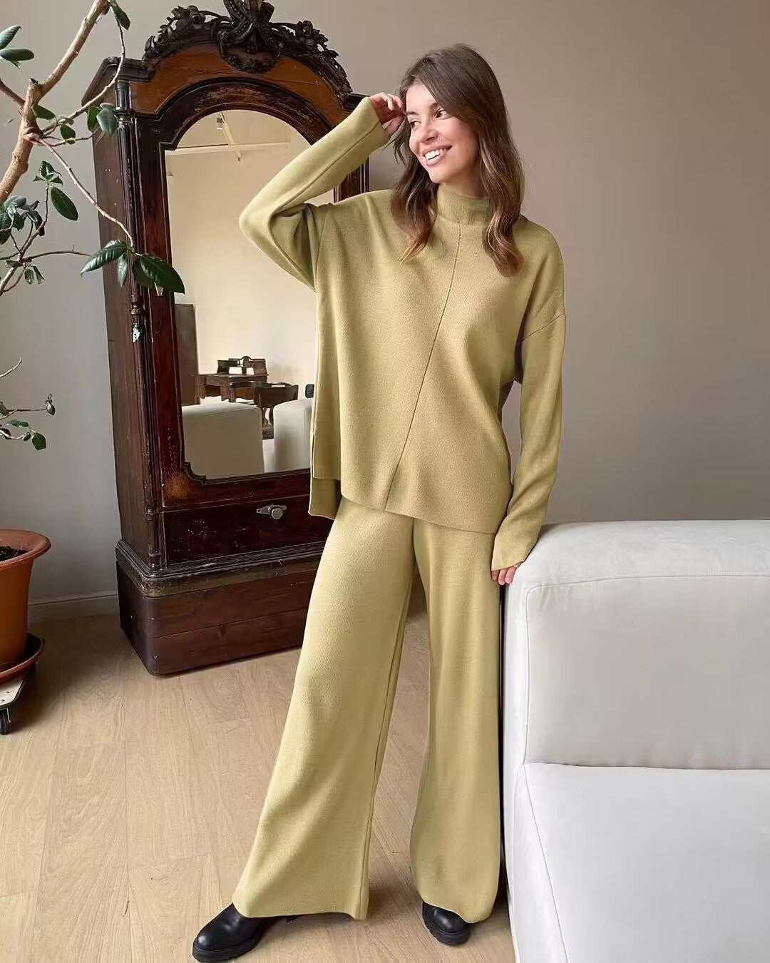 2024Autumn and Winter Fashion New Russian Long Sleeve Loose Casual Sweater Knitted Top and Trousers Suit