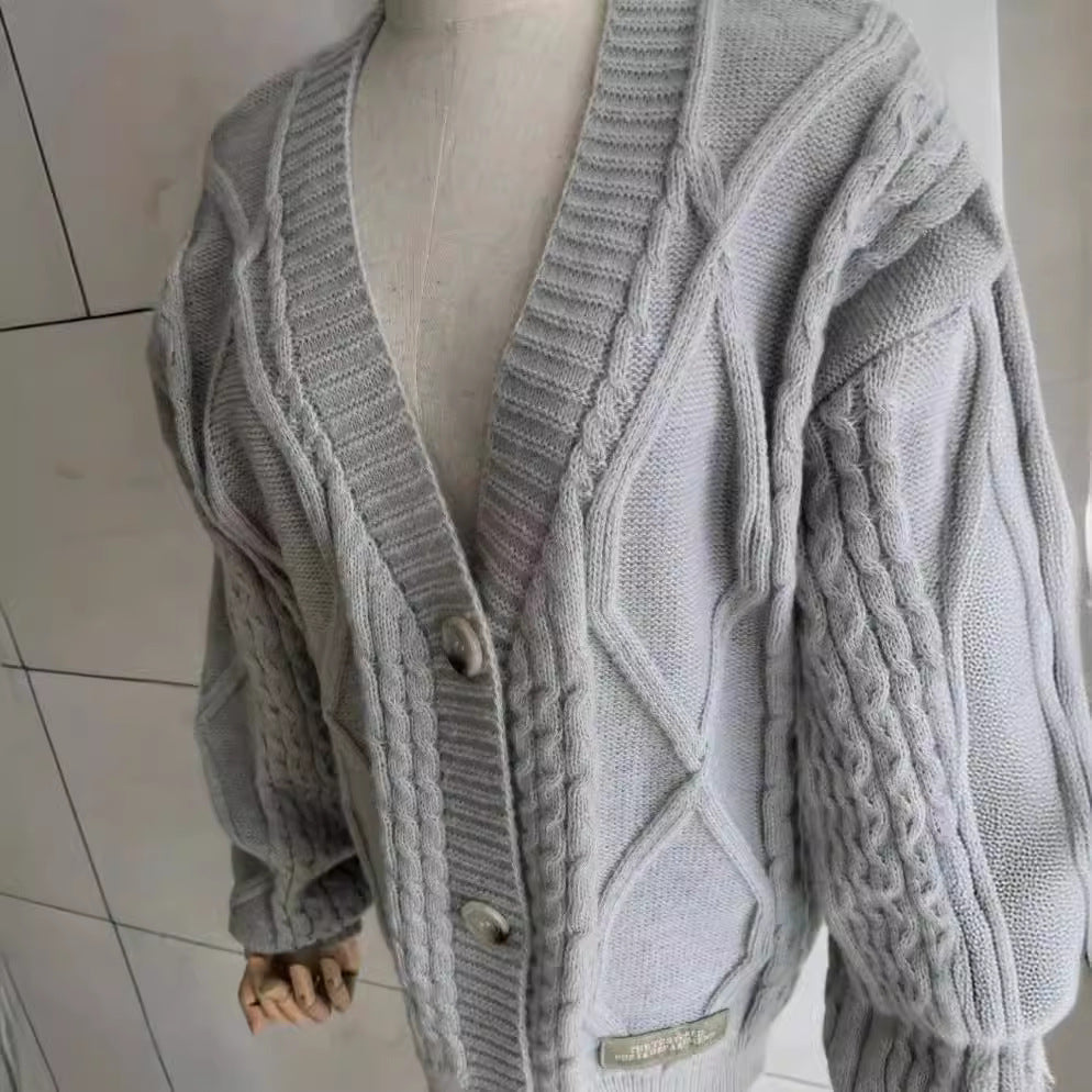 Europäischer und amerikanischer Twist Casual Sweater Damen Top Taylor Swift2024 Herbst neuer Strickmantel 