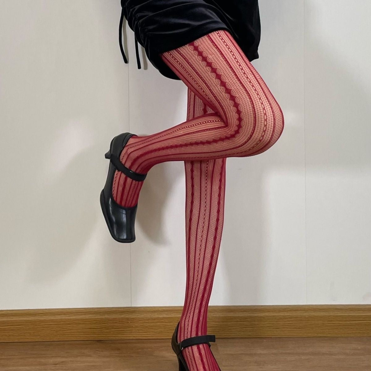 Spring and Autumn Striped Dark Red Millennium Hot-Selling Slimming Stockings Retro Dark Pattern Hot Girl Versatile Thin Pantyhose - Seldom Seen Styles