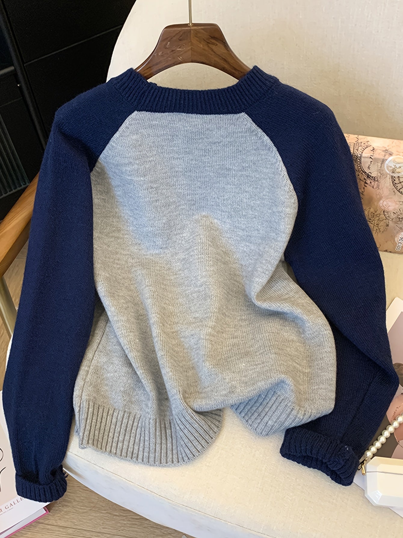 Cute Cartoon Pattern Sweater, Raglan Sleeve Crew Neck Sweater For Fall & Winter, Women's Clothing