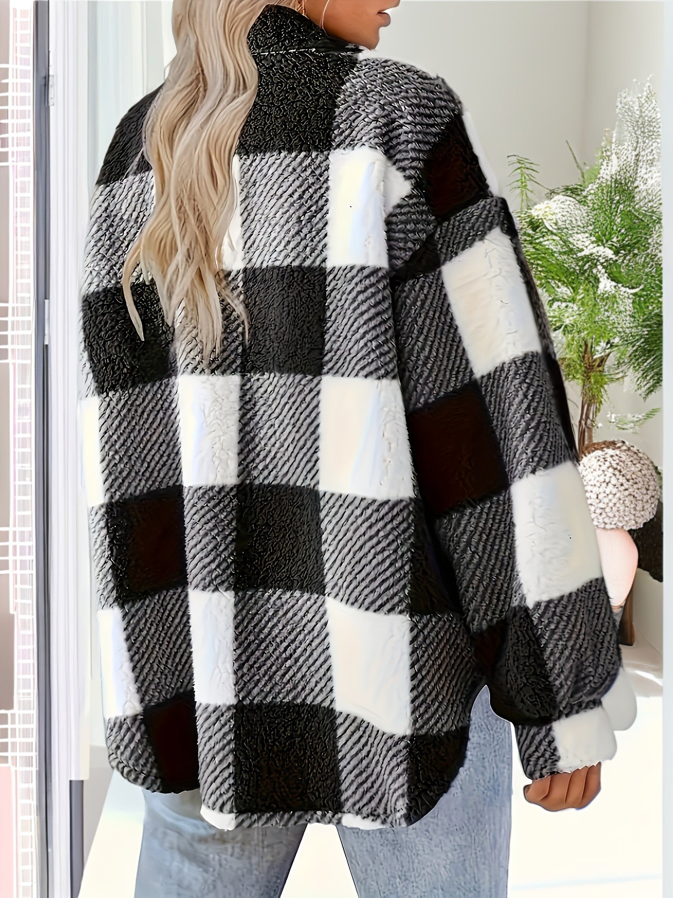 Stylish Plaid Pattern Long Sleeve Jacket - Soft, High-Elasticity Polyester Outerwear with Elegant Design for Fall and Winter, Machine Washable, Womens Clothing