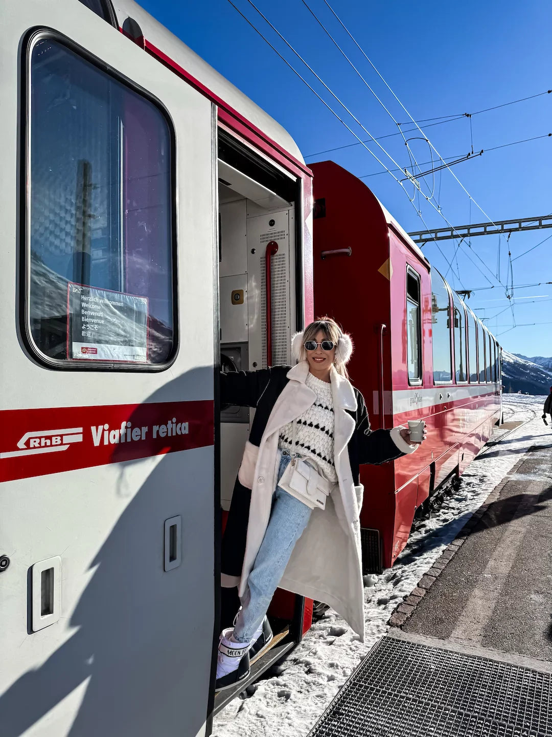 Cable striped crew neck pullover