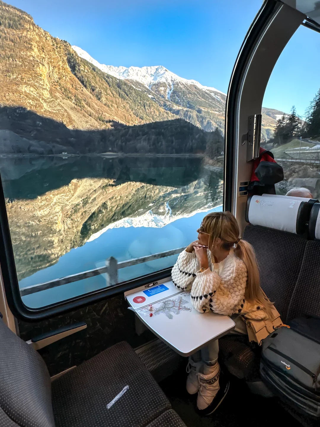 Cable striped crew neck pullover