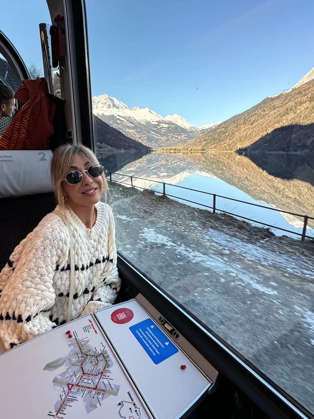 Cable striped crew neck pullover