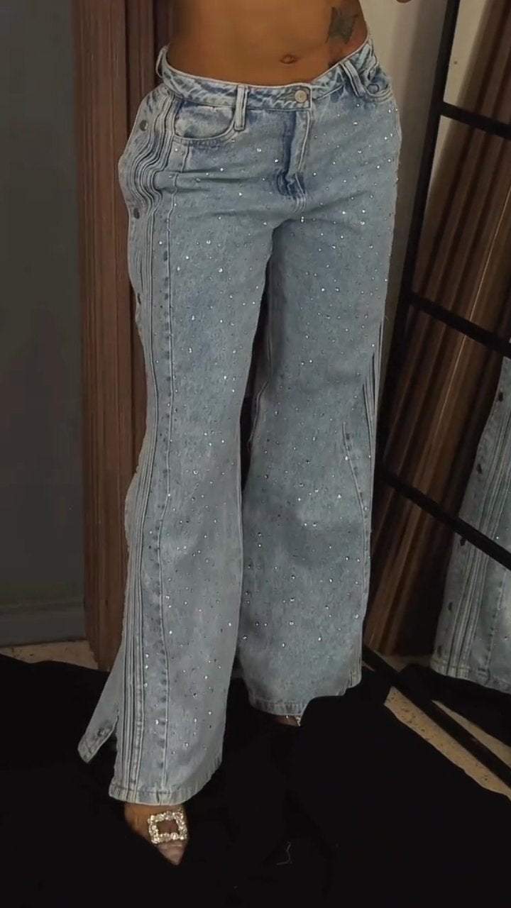 Women's Button-down Rhinestone Fashion Jeans - Seldom Seen Styles