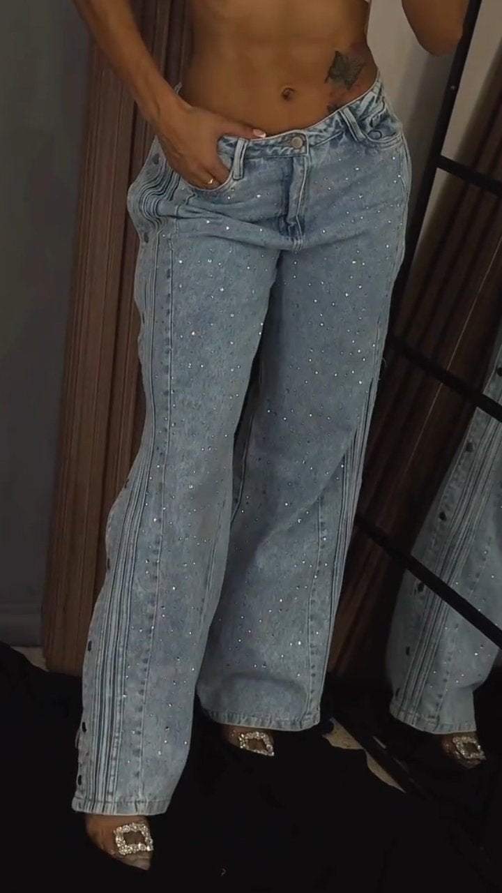 Women's Button-down Rhinestone Fashion Jeans - Seldom Seen Styles
