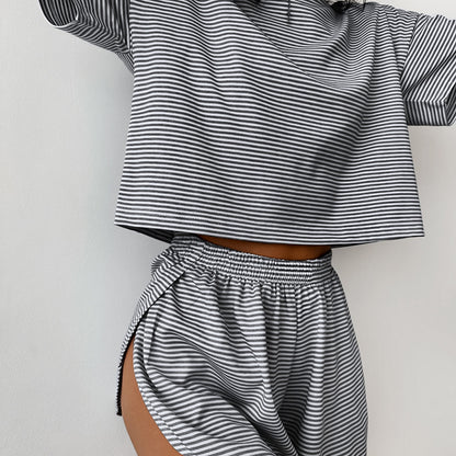 Zweiteiliges Pyjama-Set für Damen mit gestreiftem Print, überschnittenen Schultern und Wickelshorts, bequemes Pyjama-Set mit kurzärmligem T-Shirt und Shorts mit elastischer Taille, Lounge-Sets für den Schulanfang, Pyjama-Sets für Damen, Herbstkleidung