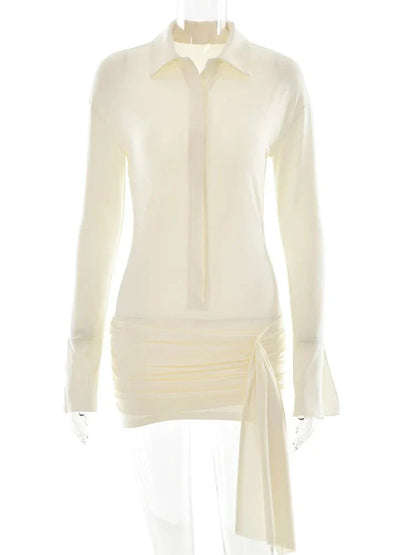 Raffiniertes Bandagen-Hemdkleid