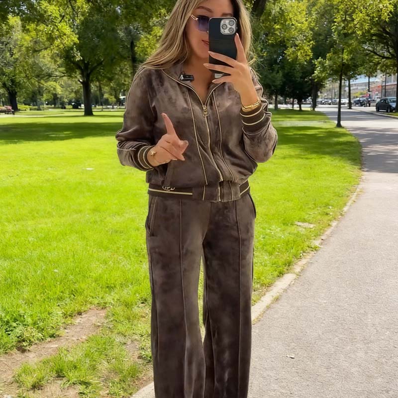 Women's 2-Piece Tracksuit Set with Zip Jacket & Wide-Leg Pants - Seldom Seen Styles