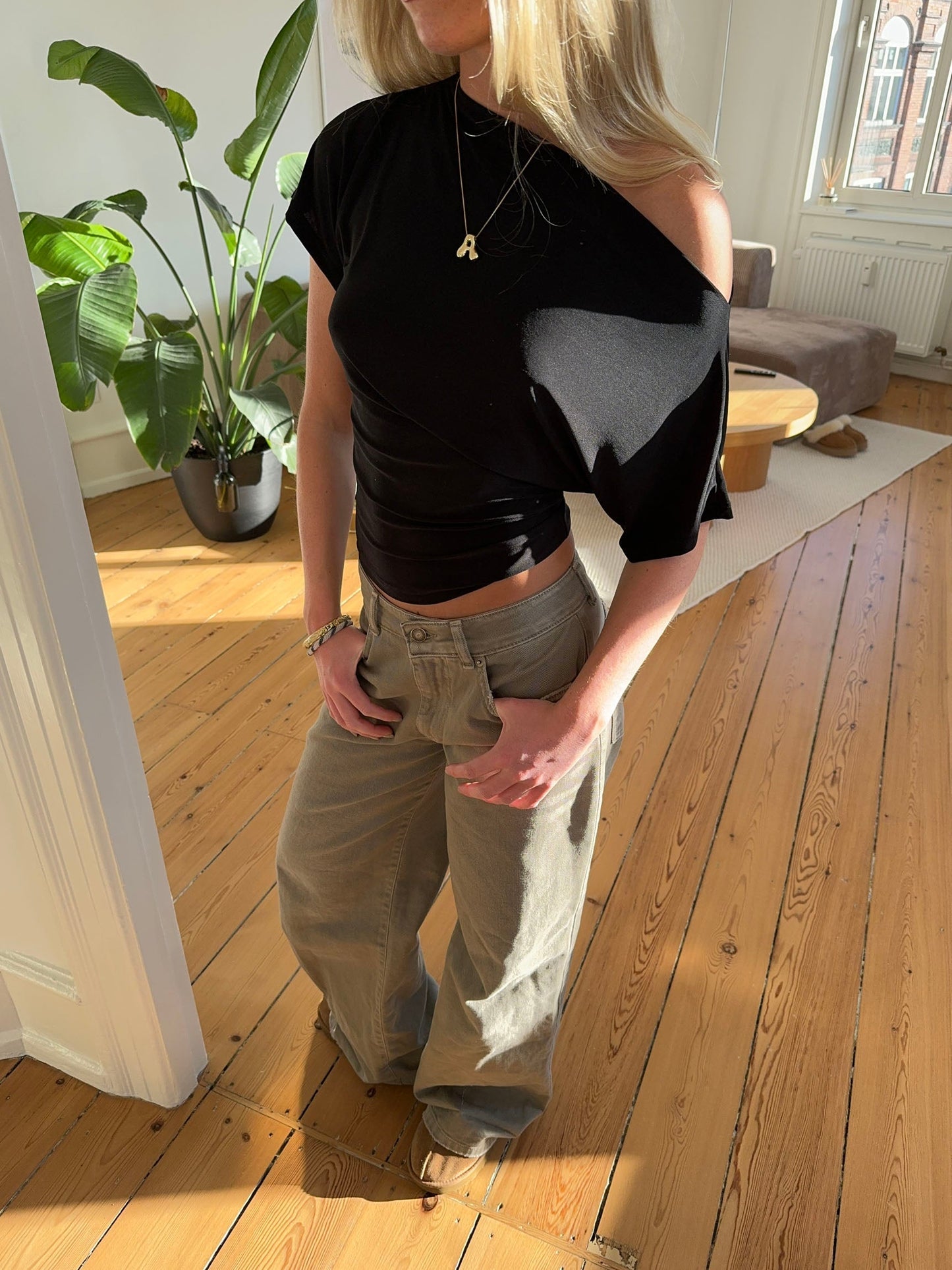 Florine fitted t-shirt - Black