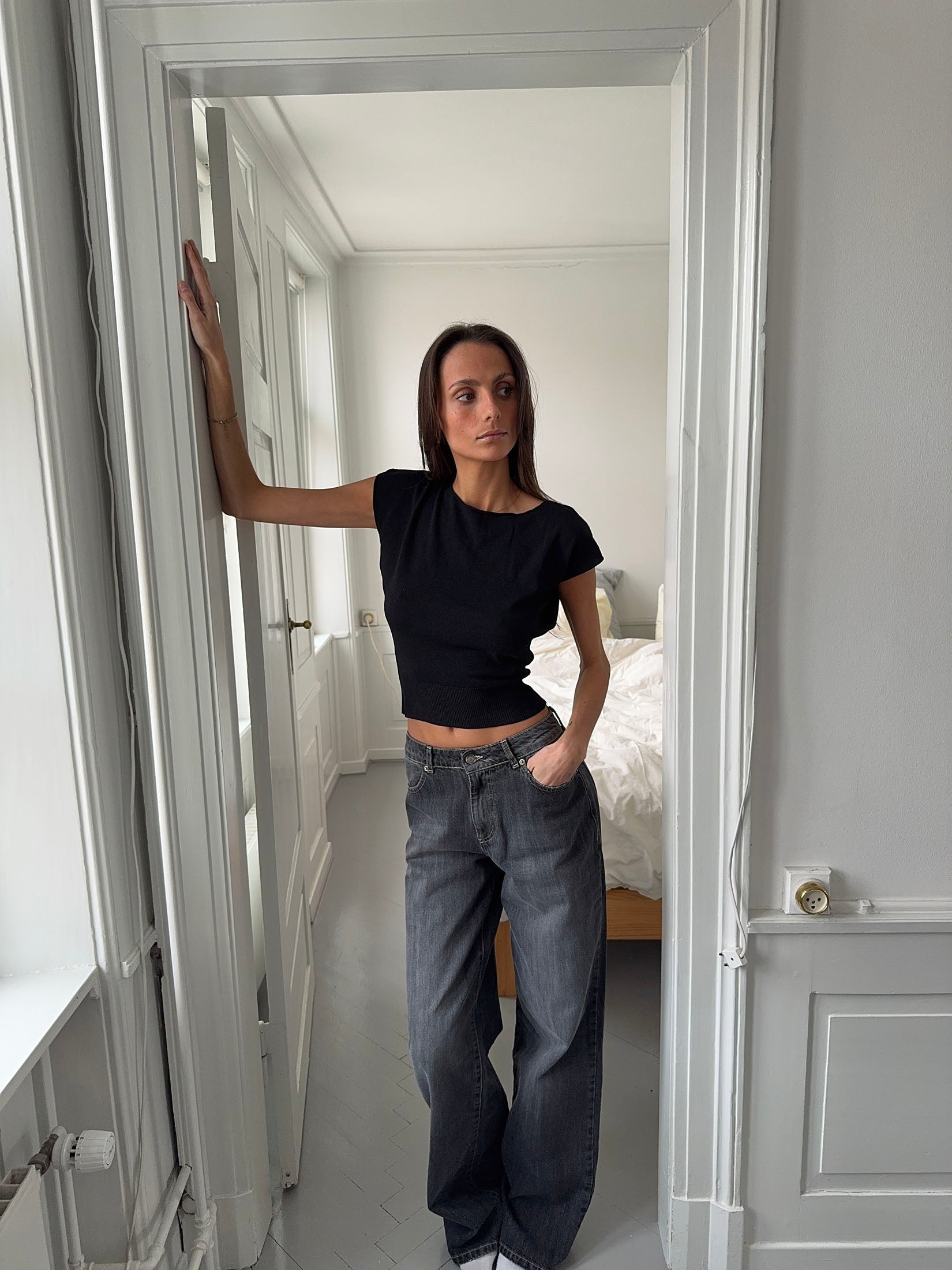 Lilu form fitting top - Black - Seldom Seen Styles