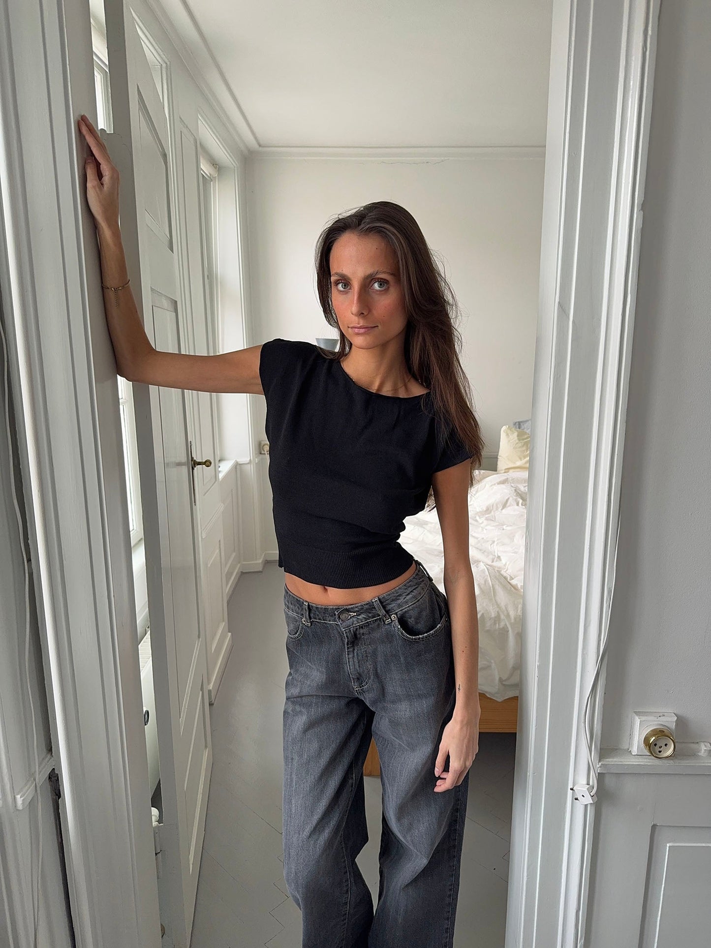 Lilu form fitting top - Black - Seldom Seen Styles